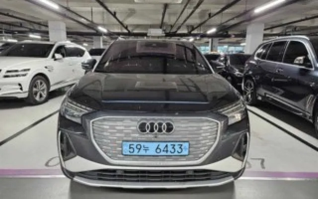 전기중고차 Q4 e-트론 40 프리미엄 매물 사진 14 - 2022/10 95,608km
