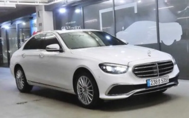 전기중고차 E-클래스 W213 E220d 4MATIC 익스클루시브 매물 사진 6 - 2023/09 58,460km